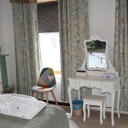 L'Ancienne Boulangerie Bed & Breakfast Collinee Exterior photo