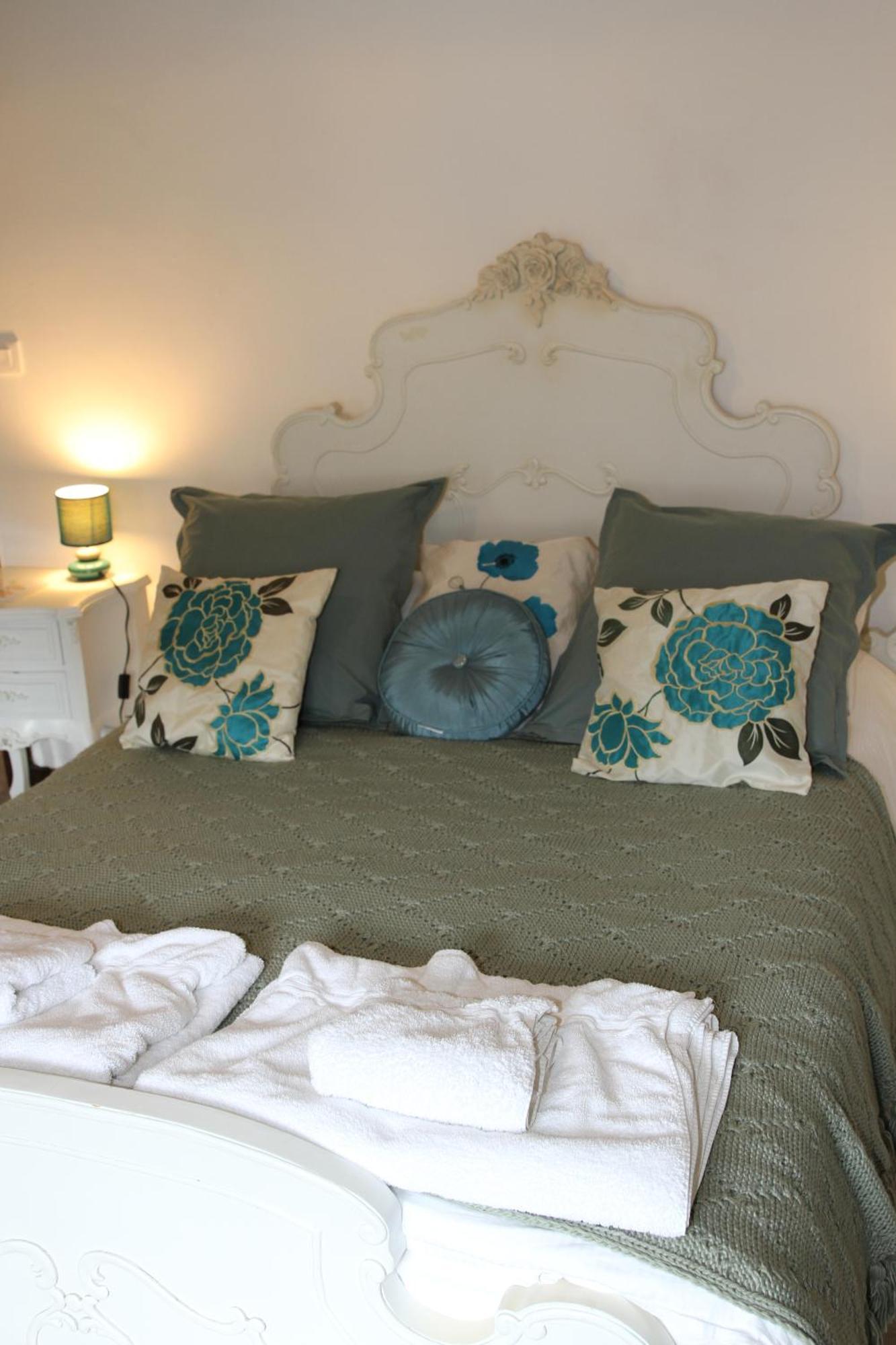L'Ancienne Boulangerie Bed & Breakfast Collinee Exterior photo