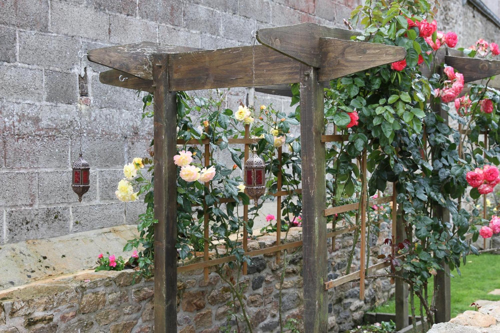 L'Ancienne Boulangerie Bed & Breakfast Collinee Exterior photo